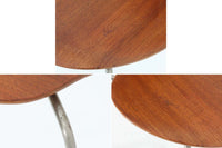 北欧より買い付けました。ArneJacobsenデザインの「モスキートチェア」です。復刻されておらず、現在はビンテージ品でのみ入手可能です。座面裏の刻印はビンテージ品ならではのメタルカバーです。