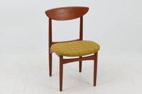 KurtOstervigによるチェアです。座面の位置が少し前、側幕板は後脚の少し下側へととりつけられており、座面が浮いた様なすっきりとした印象を受けます。良質なチーク材が使用されており、重厚な背板は座り心地も良く、現地デンマークでも見かける事が少ない希少な逸品です。