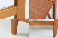 北欧より買い付けた、ゲートレッグダイニングテーブルです。希少なチーク材が贅沢に使用されており、綺麗な木肌は非常に高級感がございます。ゲートレッグとは、可動式の足でテーブルの天板を支え、用途に合った大きさに替えられる、伸長式のテーブルで、ヨーロッパではスタンダードアイテムになっています。大きさは、3段階に変化し、折りたたんだ状態は壁面の棚になり、片方を上げると2人用のテーブル、両方上げると4人用のテーブルになります。使わないときはコンパクトなので、サブのテーブルとしても良いと思います。