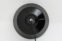 「The work shop lamp」です。Louis Poulsen社の定番ランプ。復刻品はアルミ製ですが、こちらはビンテージ品ならではの琺瑯&エナメルモデル。艶感が魅力的です。