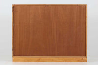 モーエンセンを代表するデザインで、デンマークの名工FDB社によって作成されています。小ぶりで使い勝手の良いサイズ感です。