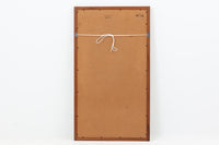 アクセル・キアスゴーによるデザインミラーです。フレームの接続部が特徴的なデザインです。良質なチーク材が使用されています。背面に壁掛け用の紐が御座いますので、壁に掛けてもご使用いただけます。