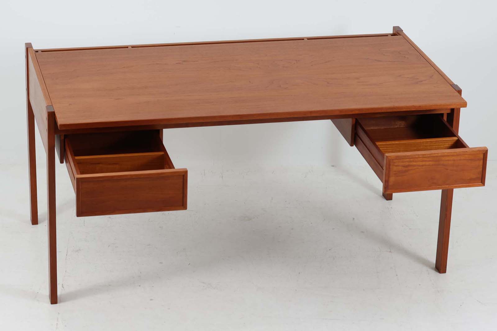 デンマーク製 両袖デスク/机 隠し収納 チーク材 北欧家具