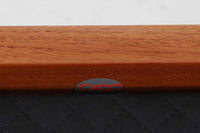 デンマークの女性デザイナー"グレーテヤルク"によってデザインされたシングルソファです。アームのカーブが特徴的なデザインです。クッション内部にはスプリングが内包されていますので快適な座り心地です。