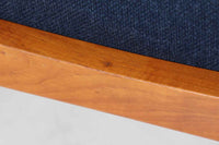 北欧家具を代表するソファ『GE290』のオットマンです。チーク材の希少なモデルです。