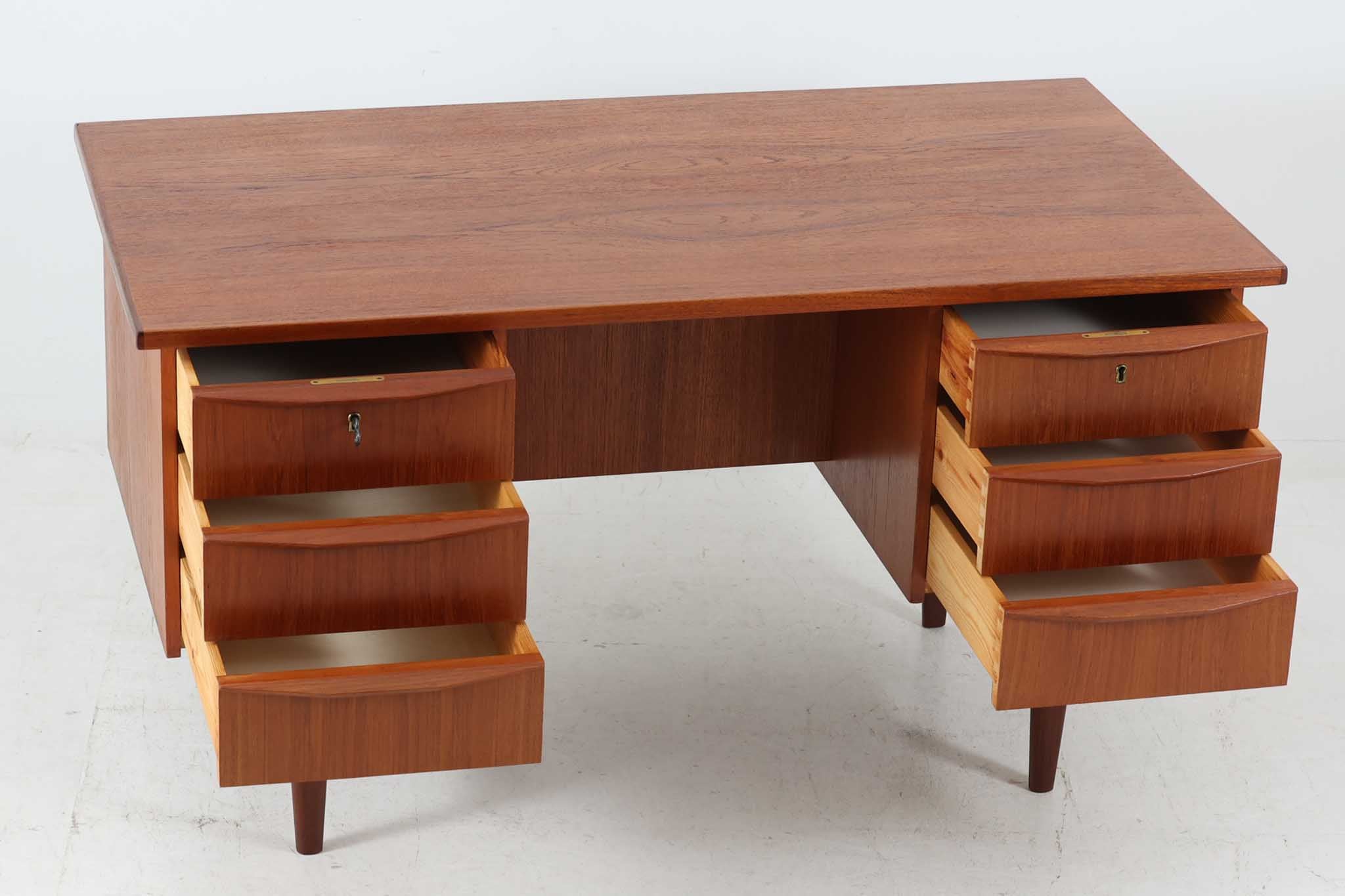 デンマーク製 両袖デスク/机 チーク材 北欧家具ビンテージ – CHLOROS
