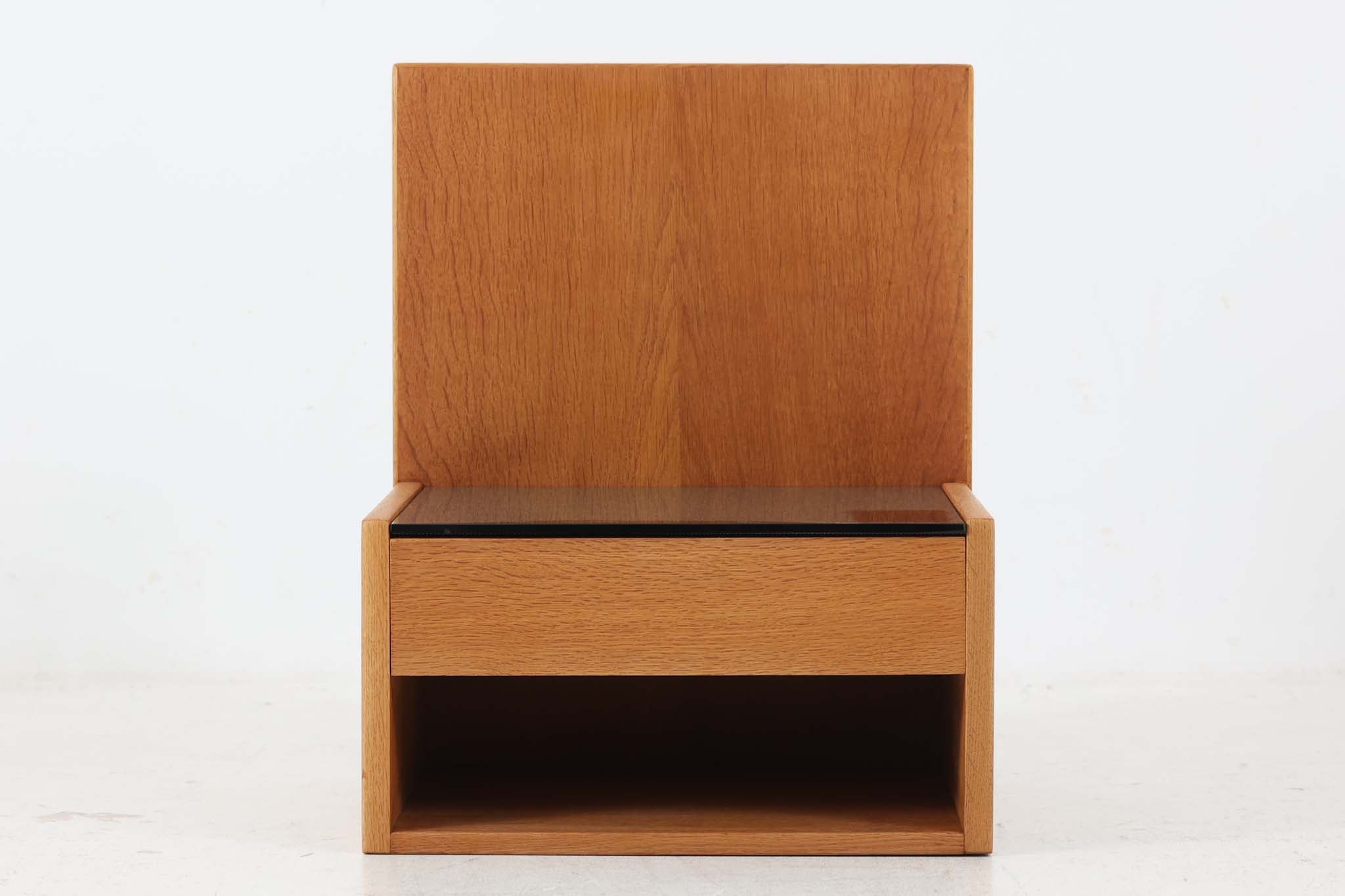 ウェグナー　getama ゲタマ サイドテーブル　オーク　北欧ビンテージ家具 Hans J.Wegner（ハンス・J・ウェグナー） ベッドサイドテーブル オーク