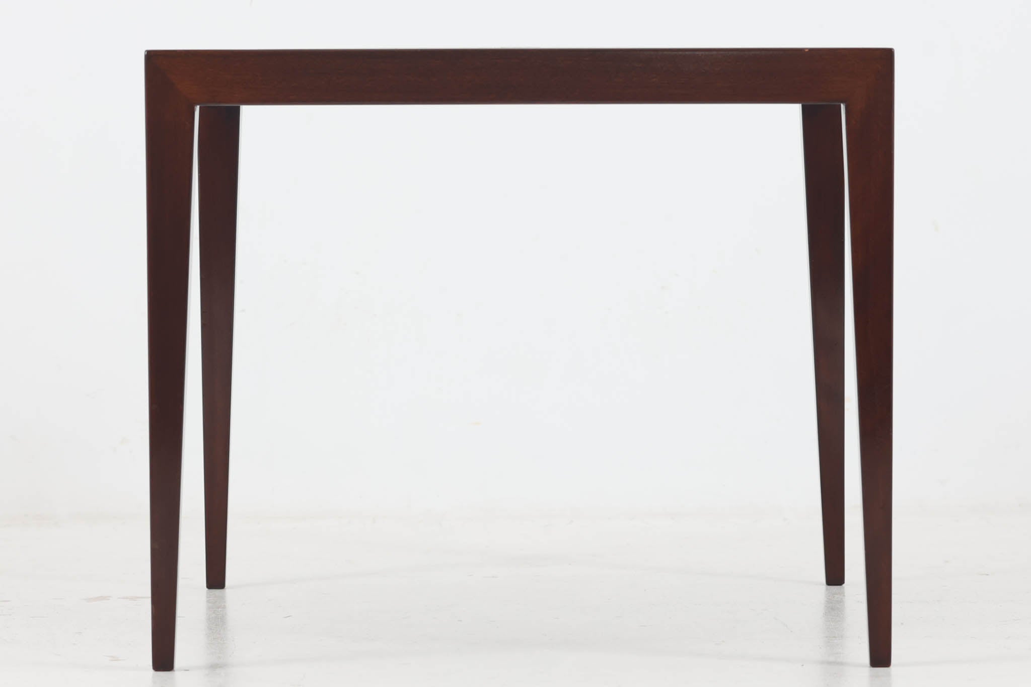 ロイヤルコペンハーゲン　サイドテーブル　インテリア　リビング　ダイニング ビンテージ・サイドテーブル｜ハスレヴ×ロイヤルコペンハーゲン