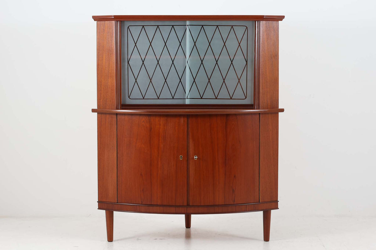 デンマーク 北欧ヴィンテージ チーク コーナーキャビネット ガラスキャビネット コーナーキャビネット チーク材 ガラス扉 北欧家具ビンテージ – CHLOROS