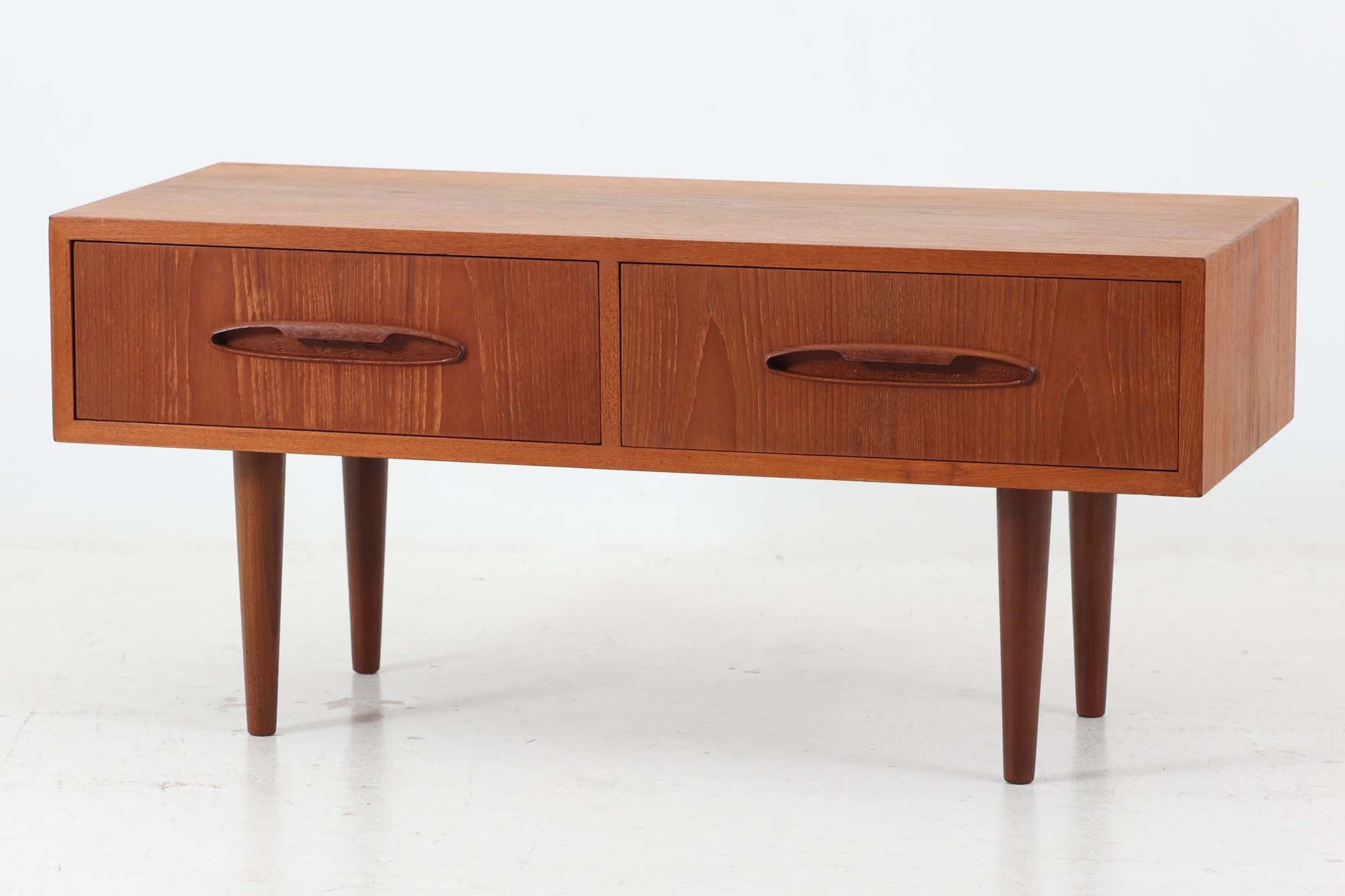 デンマーク製 ワイドチェスト チーク材 北欧家具ビンテージ – CHLOROS