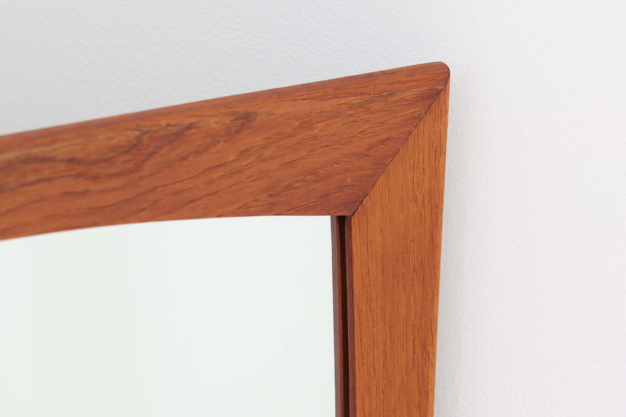 デンマーク製 チーク材ミラー 壁掛け/立掛け 高さ87cm 北欧