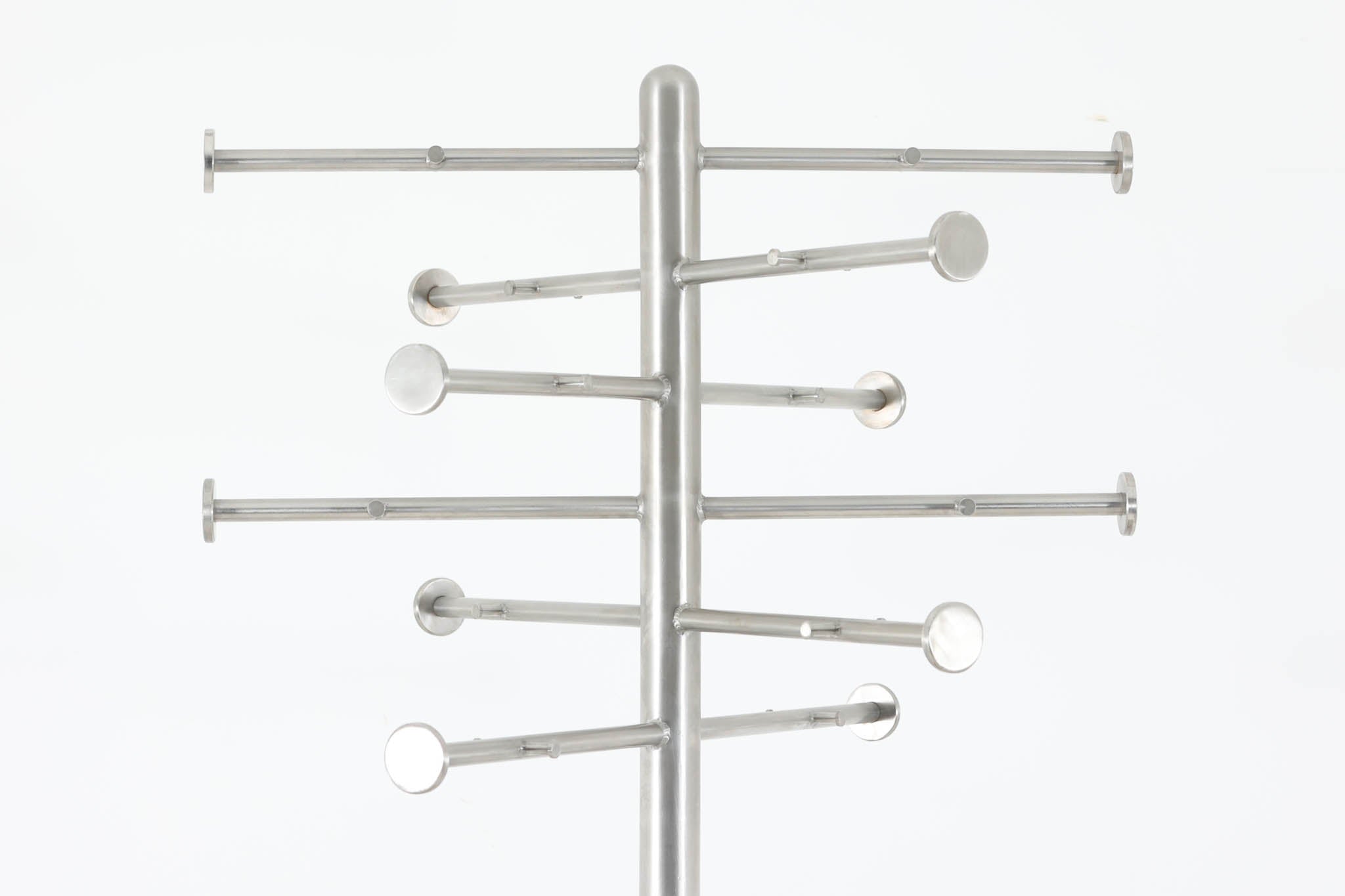 DK16229_1.jpg?v=1744878678