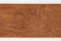 Borgemogensen(ボーエ・モーエンセン)によってデザインされたブックシェルフです。一見シンプルなフォルムですが、良質なオーク材が使用されており、FDB社によって細かい所まで丁寧に作成されています。リビングルームや書斎での本や装飾品の収納に最適です。