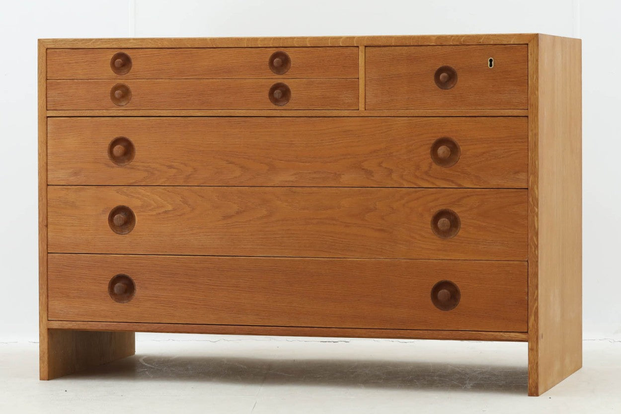 DK9532_02.jpg?v=1744879985