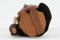 北欧より買い付けたチーク材のオブジェです。デンマークでは馴染みのあるバイキングデザインのオブジェです。高価なチーク材を贅沢に使用したお品です。