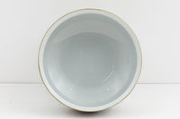 ロイヤルコペンハーゲン社製、KariChristensenデザイン、Teneraシリーズのボウルです。こちらは希少なアルミニア窯産のものになり1969年頃より前に作られたお品となります。