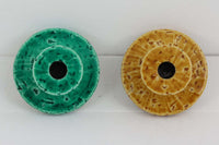 フィンランド人で彫刻家の父と、デンマーク人で陶芸家の母の元に育つGunnarNylundはデンマークで建築を学んだ後、Bing&Grondahl窯、スウェーデンRorstrand窯に就業し、多くの作品を生み出しています。彼の作品は独特な流線型と釉薬が特徴で世界中で重宝されています。