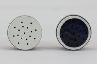 ロイヤルコペンハーゲン社製、ingelisekoefoedデザイン、Teneraシリーズのソルトペッパーセットです。