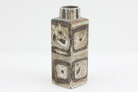 ロイヤルコペンハーゲン社製、BACAシリーズのフラワーベースです。