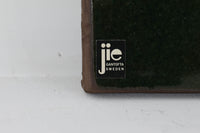 スウェーデンJIEGANTOFTA製の陶板です。
