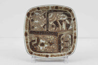 ロイヤルコペンハーゲン社製、NilsThorssonに絵付けされたBACAのスクエアトレイです。