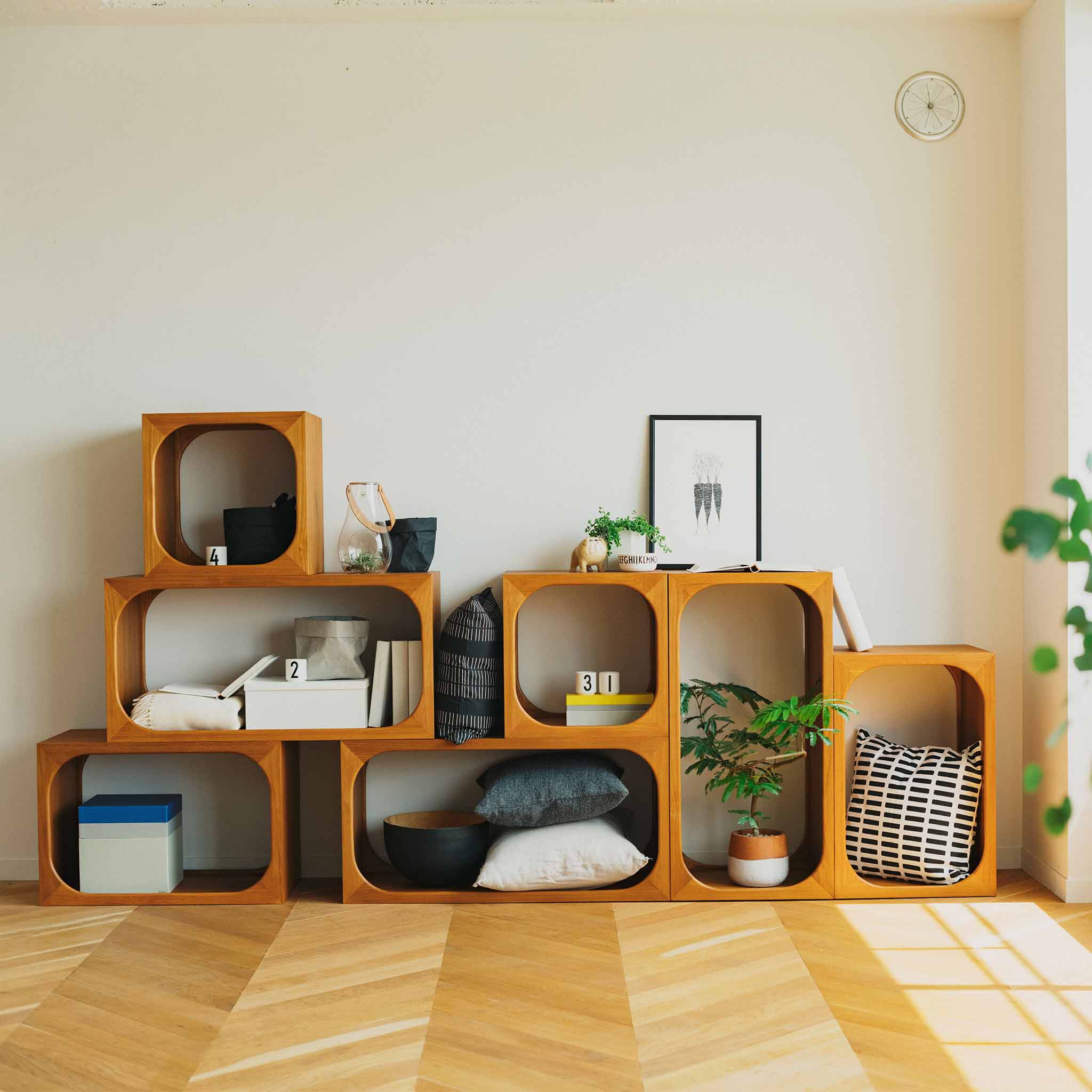 Stack Shelf 1.0 – CHLOROS