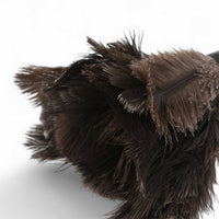 REDECKER（レデッカー）は、1935年にドイツ・フェルスマルトで創業された、天然素材を使用した高品質な生活道具を展開する老舗ブランドです。創業者フリーデル・レデッカー氏が視力を失ったことをきっかけに、手作業でブラシ製造を始めたことからスタートし、そのクラフトマンシップと品質へのこだわりは3世代にわたり継承されています。製品には天然木や植物繊維、動物毛などの自然素材が用いられ、環境に配慮したプラスチックフリーな暮らしを実現します。ナチュラルクリーニングやサステナブルなライフスタイルを志向する人々に人気があり、ドイツ製の確かな品質と伝統工芸品としての信頼性も評価されています。北欧風やミニマルな空間に調和する、美しく機能的なデザインも大きな魅力。REDECKERは、「クラフト」「デザイン」「品質」を大切にした、持続可能で丁寧な暮らしを支えるエコブランドとして、世界中で愛され続けています。