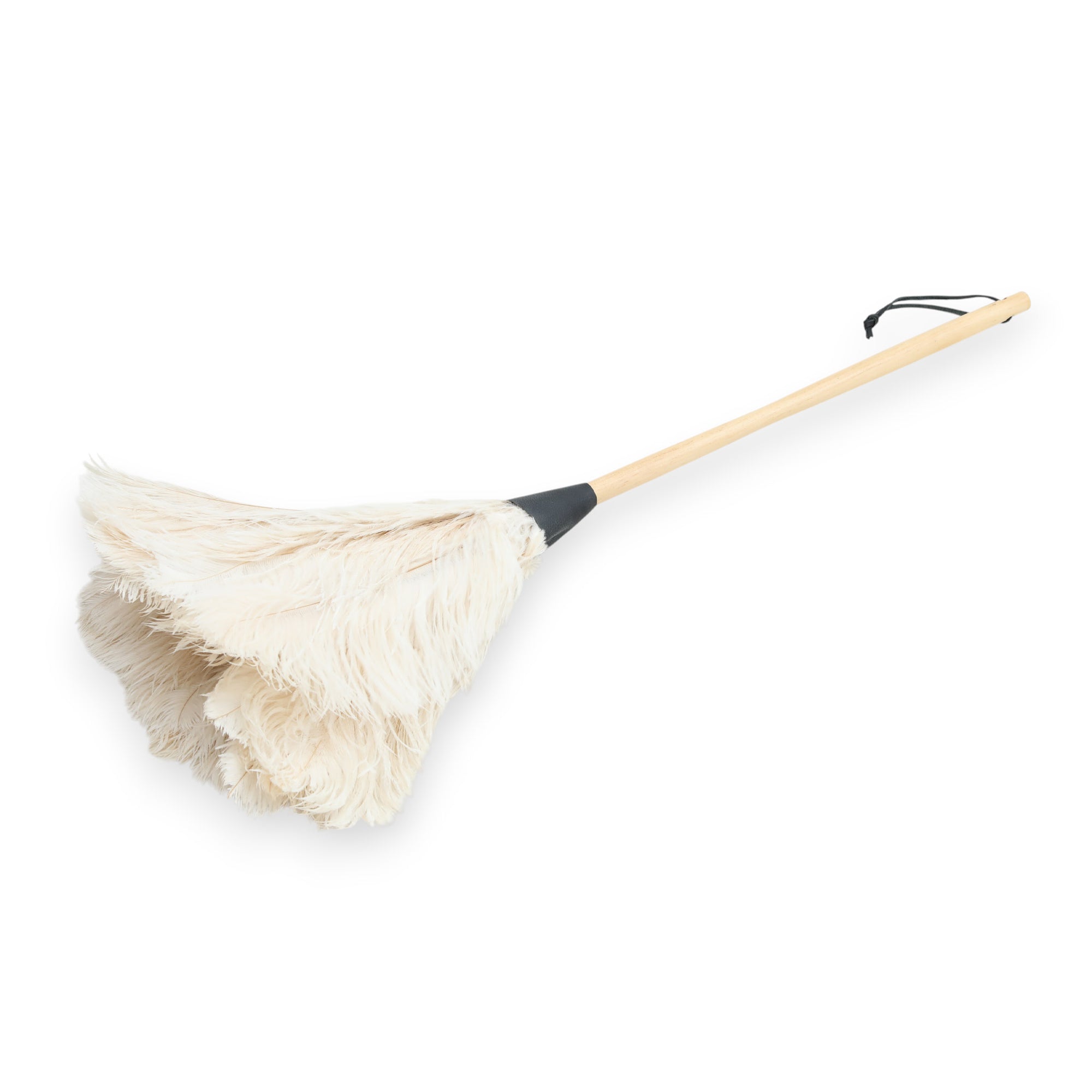 REDECKER（レデッカー）は、1935年にドイツ・フェルスマルトで創業された、天然素材を使用した高品質な生活道具を展開する老舗ブランドです。創業者フリーデル・レデッカー氏が視力を失ったことをきっかけに、手作業でブラシ製造を始めたことからスタートし、そのクラフトマンシップと品質へのこだわりは3世代にわたり継承されています。製品には天然木や植物繊維、動物毛などの自然素材が用いられ、環境に配慮したプラスチックフリーな暮らしを実現します。ナチュラルクリーニングやサステナブルなライフスタイルを志向する人々に人気があり、ドイツ製の確かな品質と伝統工芸品としての信頼性も評価されています。北欧風やミニマルな空間に調和する、美しく機能的なデザインも大きな魅力。REDECKERは、「クラフト」「デザイン」「品質」を大切にした、持続可能で丁寧な暮らしを支えるエコブランドとして、世界中で愛され続けています。