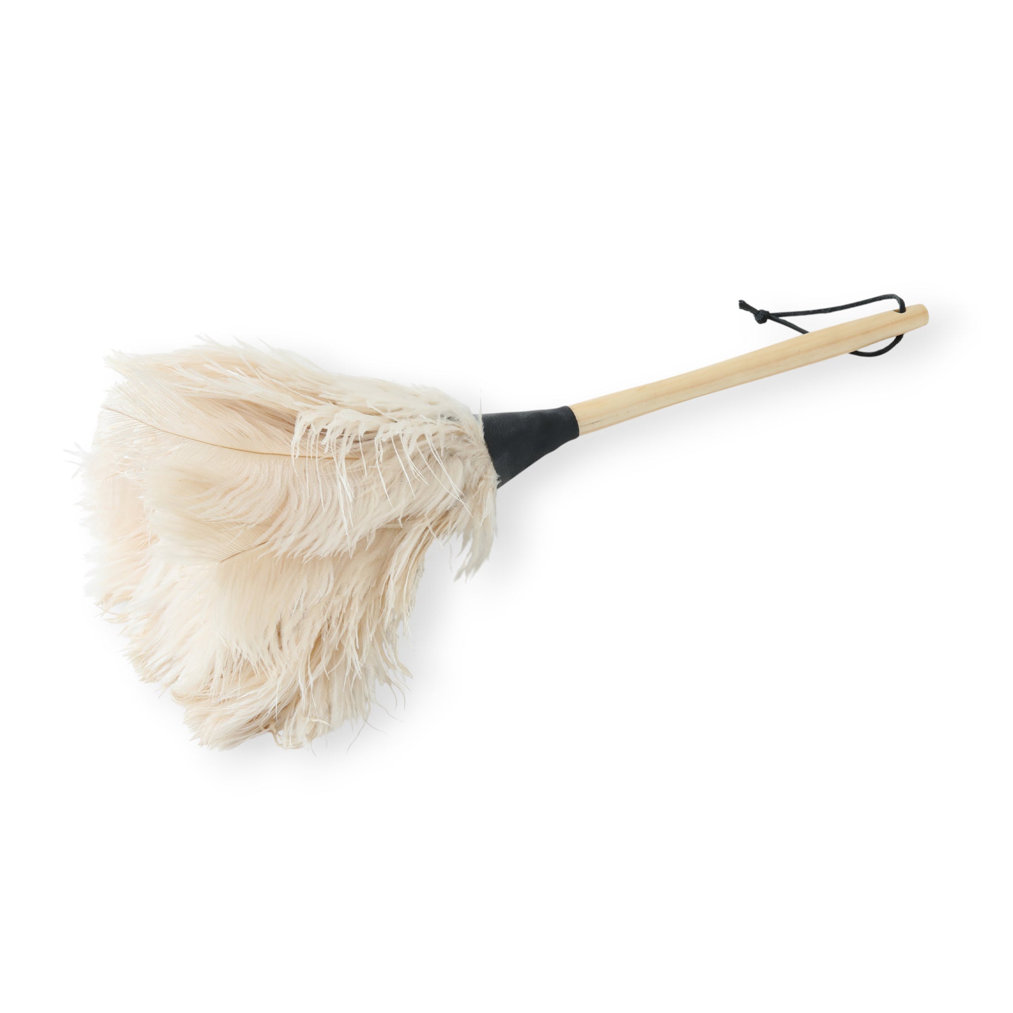 REDECKER（レデッカー）は、1935年にドイツ・フェルスマルトで創業された、天然素材を使用した高品質な生活道具を展開する老舗ブランドです。創業者フリーデル・レデッカー氏が視力を失ったことをきっかけに、手作業でブラシ製造を始めたことからスタートし、そのクラフトマンシップと品質へのこだわりは3世代にわたり継承されています。製品には天然木や植物繊維、動物毛などの自然素材が用いられ、環境に配慮したプラスチックフリーな暮らしを実現します。ナチュラルクリーニングやサステナブルなライフスタイルを志向する人々に人気があり、ドイツ製の確かな品質と伝統工芸品としての信頼性も評価されています。北欧風やミニマルな空間に調和する、美しく機能的なデザインも大きな魅力。REDECKERは、「クラフト」「デザイン」「品質」を大切にした、持続可能で丁寧な暮らしを支えるエコブランドとして、世界中で愛され続けています。