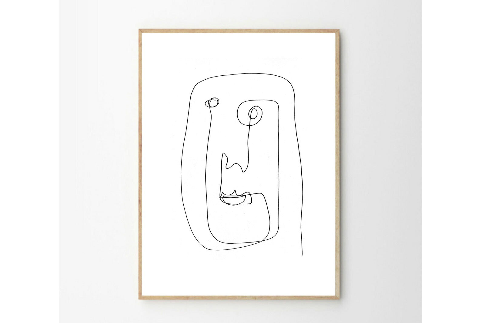 THEPOSTERCLUBは、コペンハーゲンを拠点とするオンラインストアで、主に厳選されたアートポスターを販売しています。主にスカンジナビアのライフスタイル、ファッション、インテリアデザイントレンドからインスピレーションを受け、モノクロから抽象画、エッジの利いた写真アートまで、多くのアーティストの作品を取り扱っています。また、無名有名問わず多くのデザイナーとのコラボレーションを積極的に行い、多くの作品を独占的に販売しているのも特徴的です。