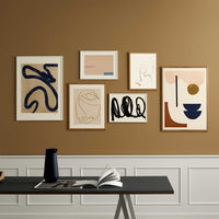 The Poster Club（ポスタークラブ）は、デンマーク・コペンハーゲンを拠点とするオンラインショップで、北欧デザインの高品質なポスターやアートプリントを専門に取り扱っています。新進気鋭の若手アーティストから世界的に活躍する作家まで、多彩なラインナップが魅力。北欧のライフスタイル、ファッション、インテリアデザインのトレンドを取り入れたミニマルで洗練された作品は、シンプルで上質な空間に自然と溶け込みます。ナチュラルインテリアや韓国風の部屋づくり、和モダンテイストにも調和し、アートを取り入れた暮らしを提案。世界中のインテリア雑誌やデザインメディアにも多数掲載されており、感度の高いユーザーからも厚い信頼を集めています。The Poster Clubは、アートプリントを通して日常に美とインスピレーションを届ける、北欧インテリア好きにおすすめのブランドです。