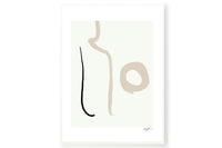 THEPOSTERCLUBは、コペンハーゲンを拠点とするオンラインストアで、主に厳選されたアートポスターを販売しています。主にスカンジナビアのライフスタイル、ファッション、インテリアデザイントレンドからインスピレーションを受け、モノクロから抽象画、エッジの利いた写真アートまで、多くのアーティストの作品を取り扱っています。また、無名有名問わず多くのデザイナーとのコラボレーションを積極的に行い、多くの作品を独占的に販売しているのも特徴的です。