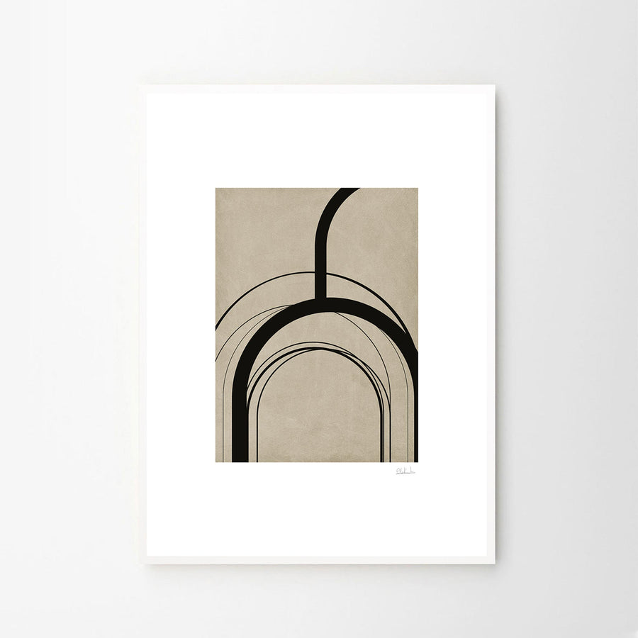 The Poster Club（ポスタークラブ）は、デンマーク・コペンハーゲンを拠点とするオンラインショップで、北欧デザインの高品質なポスターやアートプリントを専門に取り扱っています。新進気鋭の若手アーティストから世界的に活躍する作家まで、多彩なラインナップが魅力。北欧のライフスタイル、ファッション、インテリアデザインのトレンドを取り入れたミニマルで洗練された作品は、シンプルで上質な空間に自然と溶け込みます。ナチュラルインテリアや韓国風の部屋づくり、和モダンテイストにも調和し、アートを取り入れた暮らしを提案。世界中のインテリア雑誌やデザインメディアにも多数掲載されており、感度の高いユーザーからも厚い信頼を集めています。The Poster Clubは、アートプリントを通して日常に美とインスピレーションを届ける、北欧インテリア好きにおすすめのブランドです。