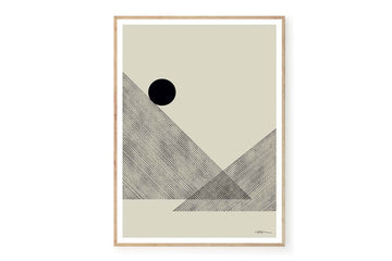 The Poster Club（ポスタークラブ）は、デンマーク・コペンハーゲンを拠点とするオンラインショップで、北欧デザインの高品質なポスターやアートプリントを専門に取り扱っています。新進気鋭の若手アーティストから世界的に活躍する作家まで、多彩なラインナップが魅力。北欧のライフスタイル、ファッション、インテリアデザインのトレンドを取り入れたミニマルで洗練された作品は、シンプルで上質な空間に自然と溶け込みます。ナチュラルインテリアや韓国風の部屋づくり、和モダンテイストにも調和し、アートを取り入れた暮らしを提案。世界中のインテリア雑誌やデザインメディアにも多数掲載されており、感度の高いユーザーからも厚い信頼を集めています。The Poster Clubは、アートプリントを通して日常に美とインスピレーションを届ける、北欧インテリア好きにおすすめのブランドです。