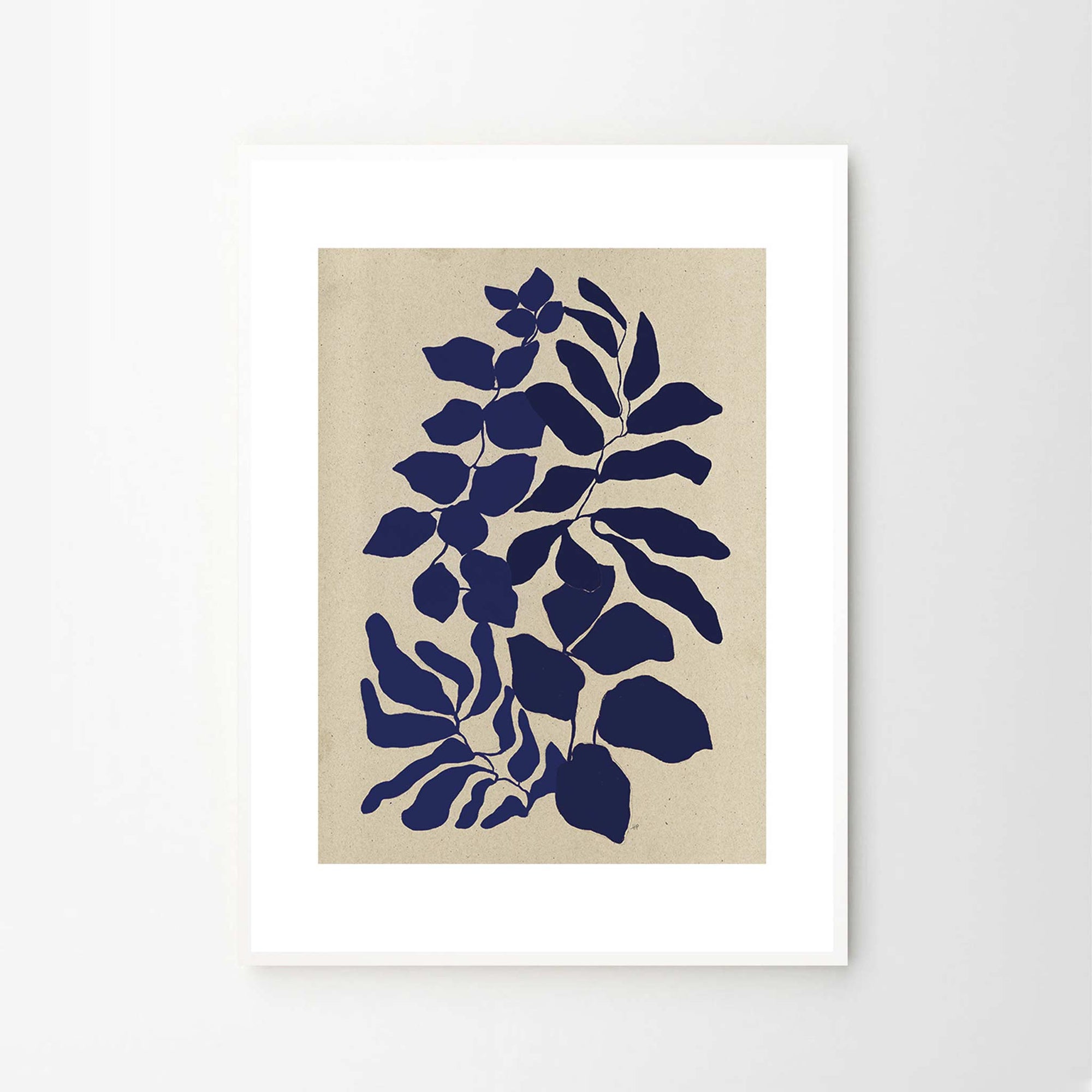 The Poster Club（ポスタークラブ）は、デンマーク・コペンハーゲンを拠点とするオンラインショップで、北欧デザインの高品質なポスターやアートプリントを専門に取り扱っています。新進気鋭の若手アーティストから世界的に活躍する作家まで、多彩なラインナップが魅力。北欧のライフスタイル、ファッション、インテリアデザインのトレンドを取り入れたミニマルで洗練された作品は、シンプルで上質な空間に自然と溶け込みます。ナチュラルインテリアや韓国風の部屋づくり、和モダンテイストにも調和し、アートを取り入れた暮らしを提案。世界中のインテリア雑誌やデザインメディアにも多数掲載されており、感度の高いユーザーからも厚い信頼を集めています。The Poster Clubは、アートプリントを通して日常に美とインスピレーションを届ける、北欧インテリア好きにおすすめのブランドです。