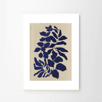 The Poster Club（ポスタークラブ）は、デンマーク・コペンハーゲンを拠点とするオンラインショップで、北欧デザインの高品質なポスターやアートプリントを専門に取り扱っています。新進気鋭の若手アーティストから世界的に活躍する作家まで、多彩なラインナップが魅力。北欧のライフスタイル、ファッション、インテリアデザインのトレンドを取り入れたミニマルで洗練された作品は、シンプルで上質な空間に自然と溶け込みます。ナチュラルインテリアや韓国風の部屋づくり、和モダンテイストにも調和し、アートを取り入れた暮らしを提案。世界中のインテリア雑誌やデザインメディアにも多数掲載されており、感度の高いユーザーからも厚い信頼を集めています。The Poster Clubは、アートプリントを通して日常に美とインスピレーションを届ける、北欧インテリア好きにおすすめのブランドです。