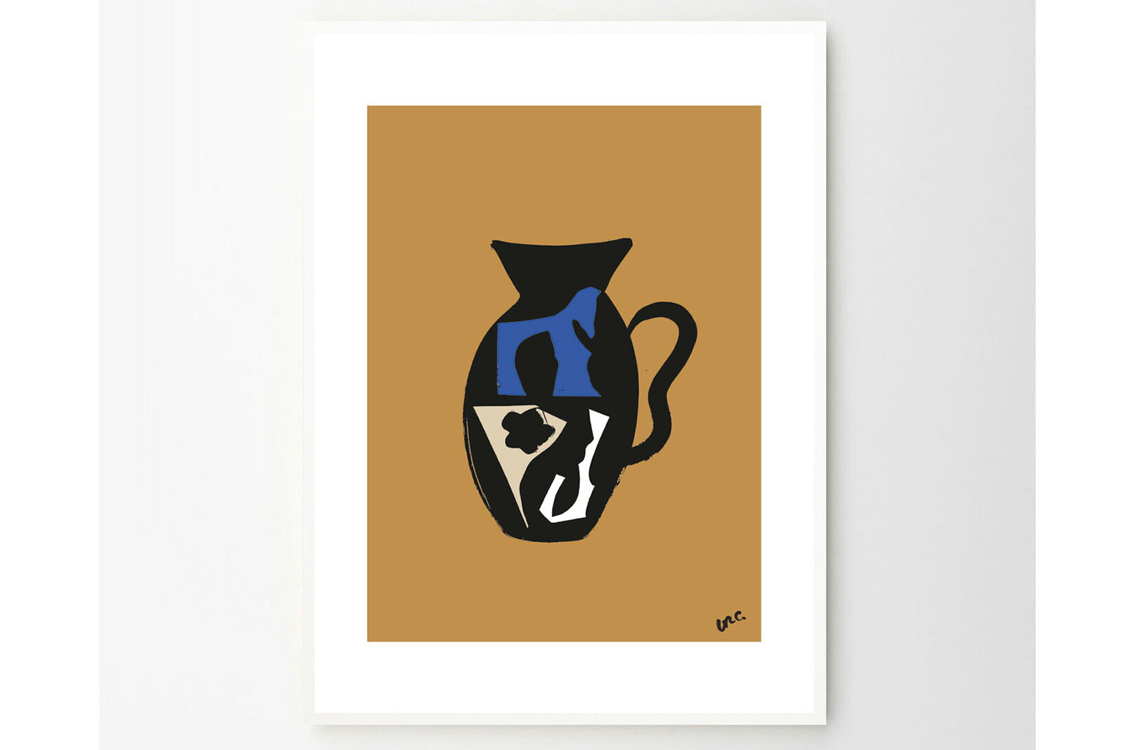THEPOSTERCLUBは、コペンハーゲンを拠点とするオンラインストアで、主に厳選されたアートポスターを販売しています。主にスカンジナビアのライフスタイル、ファッション、インテリアデザイントレンドからインスピレーションを受け、モノクロから抽象画、エッジの利いた写真アートまで、多くのアーティストの作品を取り扱っています。また、無名有名問わず多くのデザイナーとのコラボレーションを積極的に行い、多くの作品を独占的に販売しているのも特徴的です。