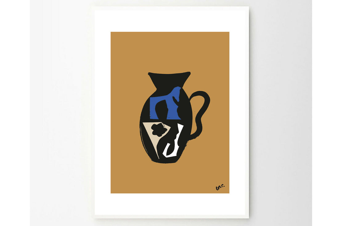 THEPOSTERCLUBは、コペンハーゲンを拠点とするオンラインストアで、主に厳選されたアートポスターを販売しています。主にスカンジナビアのライフスタイル、ファッション、インテリアデザイントレンドからインスピレーションを受け、モノクロから抽象画、エッジの利いた写真アートまで、多くのアーティストの作品を取り扱っています。また、無名有名問わず多くのデザイナーとのコラボレーションを積極的に行い、多くの作品を独占的に販売しているのも特徴的です。