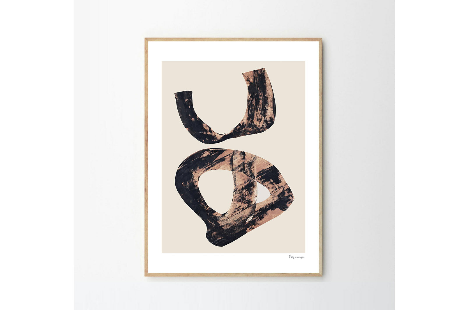 THEPOSTERCLUBは、コペンハーゲンを拠点とするオンラインストアで、主に厳選されたアートポスターを販売しています。主にスカンジナビアのライフスタイル、ファッション、インテリアデザイントレンドからインスピレーションを受け、モノクロから抽象画、エッジの利いた写真アートまで、多くのアーティストの作品を取り扱っています。また、無名有名問わず多くのデザイナーとのコラボレーションを積極的に行い、多くの作品を独占的に販売しているのも特徴的です。