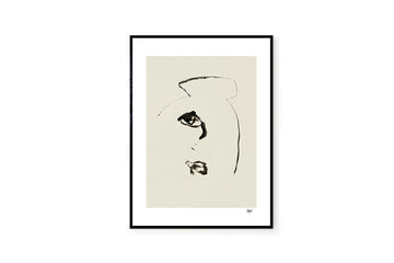 THEPOSTERCLUBは、コペンハーゲンを拠点とするオンラインストアで、主に厳選されたアートポスターを販売しています。主にスカンジナビアのライフスタイル、ファッション、インテリアデザイントレンドからインスピレーションを受け、モノクロから抽象画、エッジの利いた写真アートまで、多くのアーティストの作品を取り扱っています。また、無名有名問わず多くのデザイナーとのコラボレーションを積極的に行い、多くの作品を独占的に販売しているのも特徴的です。
