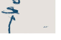 THEPOSTERCLUBは、コペンハーゲンを拠点とするオンラインストアで、主に厳選されたアートポスターを販売しています。主にスカンジナビアのライフスタイル、ファッション、インテリアデザイントレンドからインスピレーションを受け、モノクロから抽象画、エッジの利いた写真アートまで、多くのアーティストの作品を取り扱っています。また、無名有名問わず多くのデザイナーとのコラボレーションを積極的に行い、多くの作品を独占的に販売しているのも特徴的です。