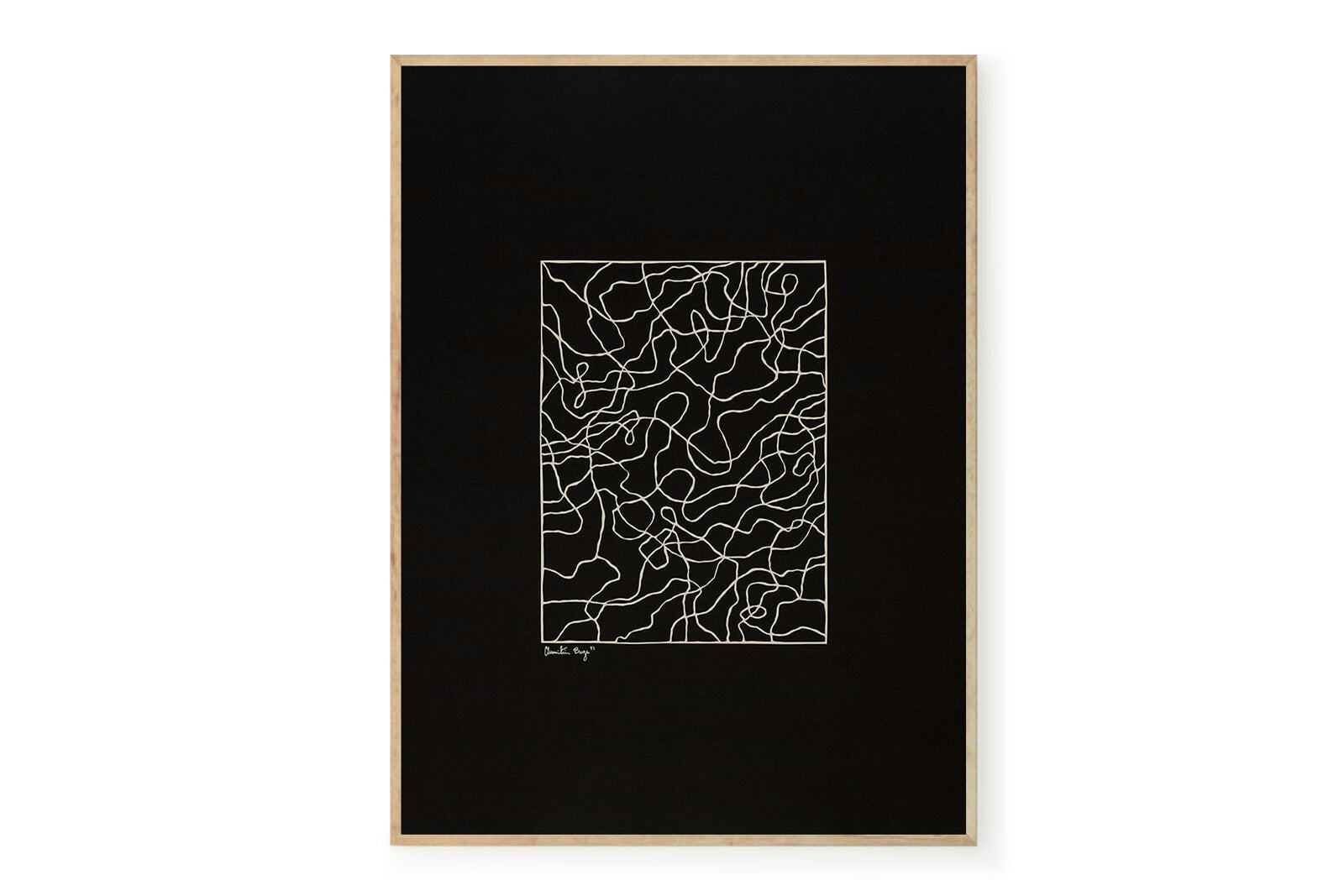 THEPOSTERCLUBは、コペンハーゲンを拠点とするオンラインストアで、主に厳選されたアートポスターを販売しています。主にスカンジナビアのライフスタイル、ファッション、インテリアデザイントレンドからインスピレーションを受け、モノクロから抽象画、エッジの利いた写真アートまで、多くのアーティストの作品を取り扱っています。また、無名有名問わず多くのデザイナーとのコラボレーションを積極的に行い、多くの作品を独占的に販売しているのも特徴的です。