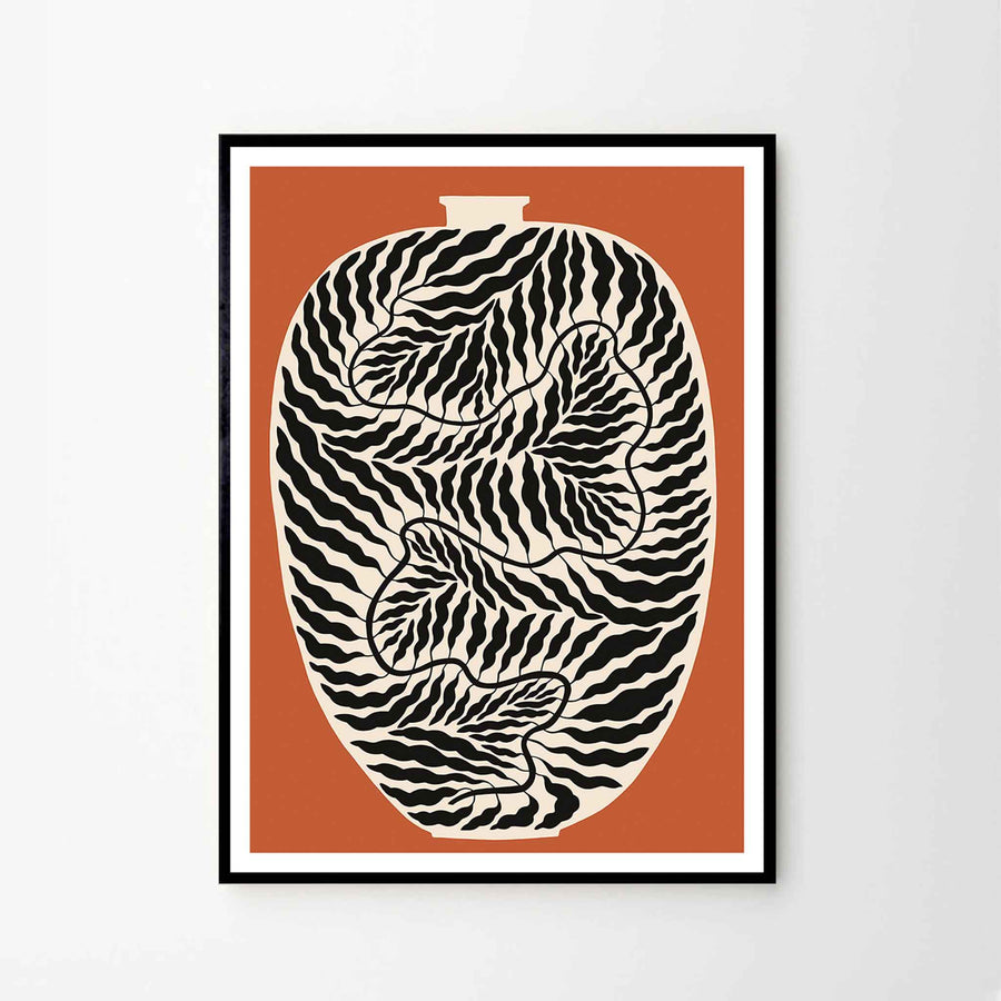 The Poster Club（ポスタークラブ）は、デンマーク・コペンハーゲンを拠点とするオンラインショップで、北欧デザインの高品質なポスターやアートプリントを専門に取り扱っています。新進気鋭の若手アーティストから世界的に活躍する作家まで、多彩なラインナップが魅力。北欧のライフスタイル、ファッション、インテリアデザインのトレンドを取り入れたミニマルで洗練された作品は、シンプルで上質な空間に自然と溶け込みます。ナチュラルインテリアや韓国風の部屋づくり、和モダンテイストにも調和し、アートを取り入れた暮らしを提案。世界中のインテリア雑誌やデザインメディアにも多数掲載されており、感度の高いユーザーからも厚い信頼を集めています。The Poster Clubは、アートプリントを通して日常に美とインスピレーションを届ける、北欧インテリア好きにおすすめのブランドです。