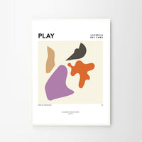 The Poster Club（ポスタークラブ）は、デンマーク・コペンハーゲンを拠点とするオンラインショップで、北欧デザインの高品質なポスターやアートプリントを専門に取り扱っています。新進気鋭の若手アーティストから世界的に活躍する作家まで、多彩なラインナップが魅力。北欧のライフスタイル、ファッション、インテリアデザインのトレンドを取り入れたミニマルで洗練された作品は、シンプルで上質な空間に自然と溶け込みます。ナチュラルインテリアや韓国風の部屋づくり、和モダンテイストにも調和し、アートを取り入れた暮らしを提案。世界中のインテリア雑誌やデザインメディアにも多数掲載されており、感度の高いユーザーからも厚い信頼を集めています。The Poster Clubは、アートプリントを通して日常に美とインスピレーションを届ける、北欧インテリア好きにおすすめのブランドです。