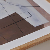 The Poster Club（ポスタークラブ）は、デンマーク・コペンハーゲンを拠点とするオンラインショップで、北欧デザインの高品質なポスターやアートプリントを専門に取り扱っています。新進気鋭の若手アーティストから世界的に活躍する作家まで、多彩なラインナップが魅力。北欧のライフスタイル、ファッション、インテリアデザインのトレンドを取り入れたミニマルで洗練された作品は、シンプルで上質な空間に自然と溶け込みます。ナチュラルインテリアや韓国風の部屋づくり、和モダンテイストにも調和し、アートを取り入れた暮らしを提案。世界中のインテリア雑誌やデザインメディアにも多数掲載されており、感度の高いユーザーからも厚い信頼を集めています。The Poster Clubは、アートプリントを通して日常に美とインスピレーションを届ける、北欧インテリア好きにおすすめのブランドです。