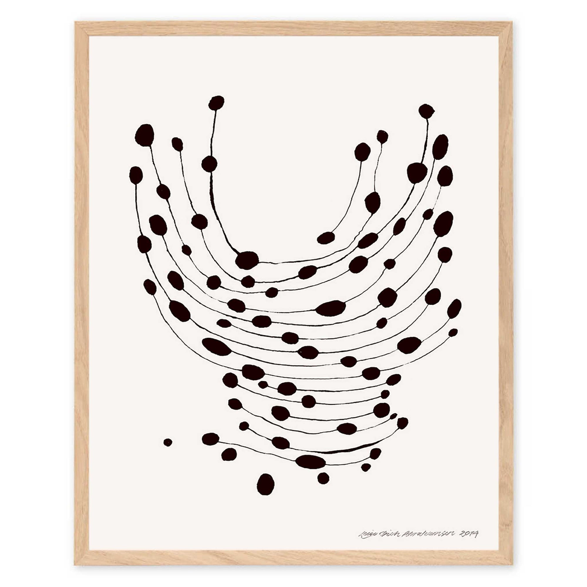 The Poster Club（ポスタークラブ）は、デンマーク・コペンハーゲンを拠点とするオンラインショップで、北欧デザインの高品質なポスターやアートプリントを専門に取り扱っています。新進気鋭の若手アーティストから世界的に活躍する作家まで、多彩なラインナップが魅力。北欧のライフスタイル、ファッション、インテリアデザインのトレンドを取り入れたミニマルで洗練された作品は、シンプルで上質な空間に自然と溶け込みます。ナチュラルインテリアや韓国風の部屋づくり、和モダンテイストにも調和し、アートを取り入れた暮らしを提案。世界中のインテリア雑誌やデザインメディアにも多数掲載されており、感度の高いユーザーからも厚い信頼を集めています。The Poster Clubは、アートプリントを通して日常に美とインスピレーションを届ける、北欧インテリア好きにおすすめのブランドです。