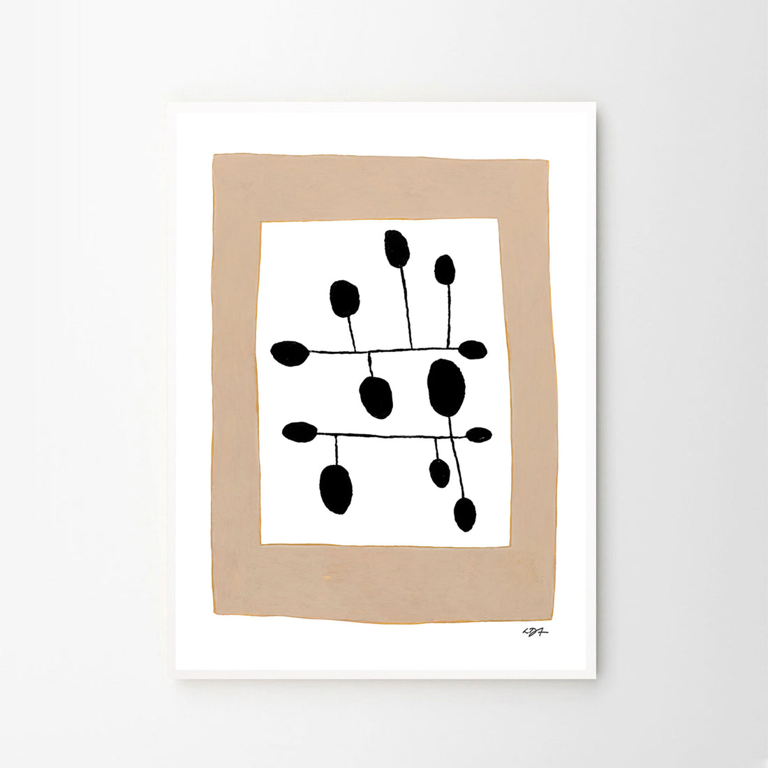 The Poster Club（ポスタークラブ）は、デンマーク・コペンハーゲンを拠点とするオンラインショップで、北欧デザインの高品質なポスターやアートプリントを専門に取り扱っています。新進気鋭の若手アーティストから世界的に活躍する作家まで、多彩なラインナップが魅力。北欧のライフスタイル、ファッション、インテリアデザインのトレンドを取り入れたミニマルで洗練された作品は、シンプルで上質な空間に自然と溶け込みます。ナチュラルインテリアや韓国風の部屋づくり、和モダンテイストにも調和し、アートを取り入れた暮らしを提案。世界中のインテリア雑誌やデザインメディアにも多数掲載されており、感度の高いユーザーからも厚い信頼を集めています。The Poster Clubは、アートプリントを通して日常に美とインスピレーションを届ける、北欧インテリア好きにおすすめのブランドです。