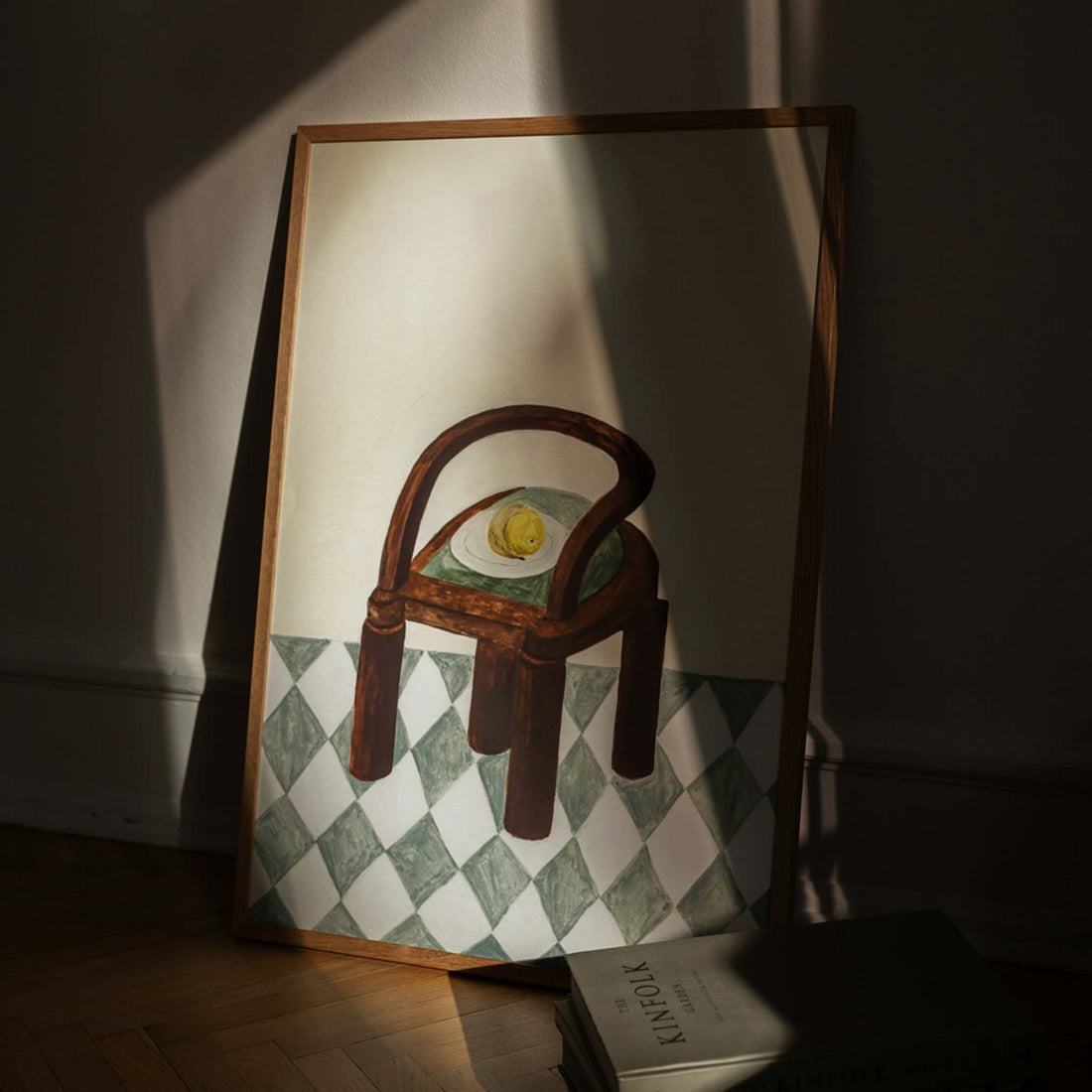 The Poster Club（ポスタークラブ）は、デンマーク・コペンハーゲンを拠点とするオンラインショップで、北欧デザインの高品質なポスターやアートプリントを専門に取り扱っています。新進気鋭の若手アーティストから世界的に活躍する作家まで、多彩なラインナップが魅力。北欧のライフスタイル、ファッション、インテリアデザインのトレンドを取り入れたミニマルで洗練された作品は、シンプルで上質な空間に自然と溶け込みます。ナチュラルインテリアや韓国風の部屋づくり、和モダンテイストにも調和し、アートを取り入れた暮らしを提案。世界中のインテリア雑誌やデザインメディアにも多数掲載されており、感度の高いユーザーからも厚い信頼を集めています。The Poster Clubは、アートプリントを通して日常に美とインスピレーションを届ける、北欧インテリア好きにおすすめのブランドです。