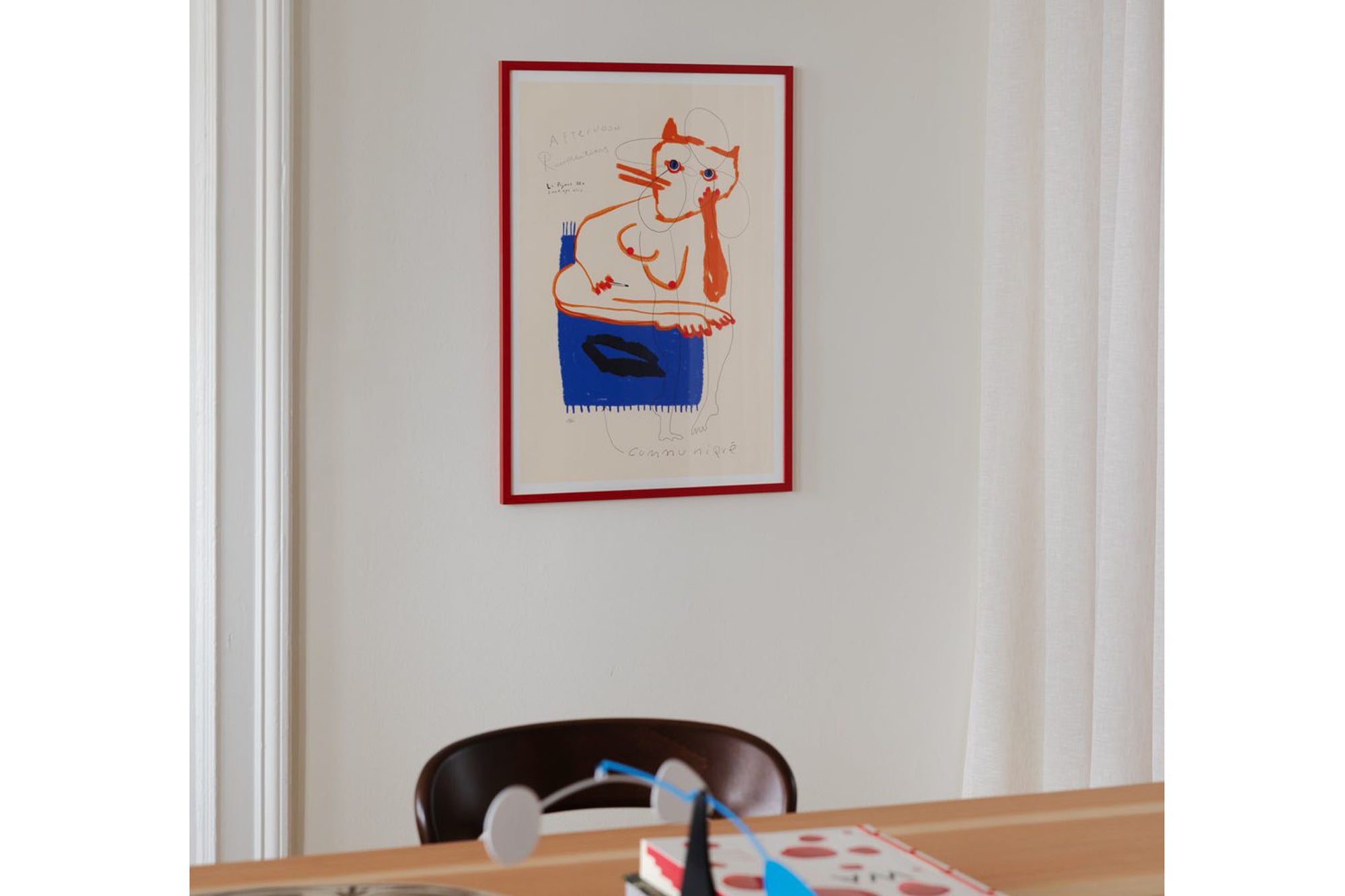 The Poster Club（ポスタークラブ）は、デンマーク・コペンハーゲンを拠点とするオンラインショップで、北欧デザインの高品質なポスターやアートプリントを専門に取り扱っています。新進気鋭の若手アーティストから世界的に活躍する作家まで、多彩なラインナップが魅力。北欧のライフスタイル、ファッション、インテリアデザインのトレンドを取り入れたミニマルで洗練された作品は、シンプルで上質な空間に自然と溶け込みます。ナチュラルインテリアや韓国風の部屋づくり、和モダンテイストにも調和し、アートを取り入れた暮らしを提案。世界中のインテリア雑誌やデザインメディアにも多数掲載されており、感度の高いユーザーからも厚い信頼を集めています。The Poster Clubは、アートプリントを通して日常に美とインスピレーションを届ける、北欧インテリア好きにおすすめのブランドです。