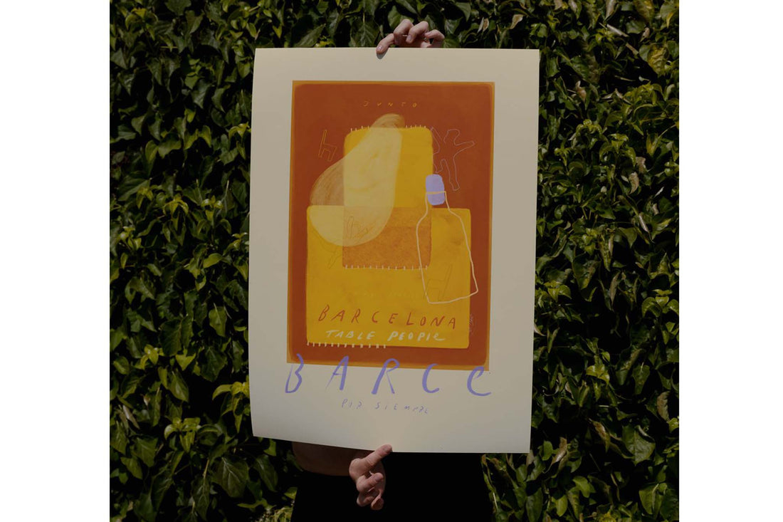 The Poster Club（ポスタークラブ）は、デンマーク・コペンハーゲンを拠点とするオンラインショップで、北欧デザインの高品質なポスターやアートプリントを専門に取り扱っています。新進気鋭の若手アーティストから世界的に活躍する作家まで、多彩なラインナップが魅力。北欧のライフスタイル、ファッション、インテリアデザインのトレンドを取り入れたミニマルで洗練された作品は、シンプルで上質な空間に自然と溶け込みます。ナチュラルインテリアや韓国風の部屋づくり、和モダンテイストにも調和し、アートを取り入れた暮らしを提案。世界中のインテリア雑誌やデザインメディアにも多数掲載されており、感度の高いユーザーからも厚い信頼を集めています。The Poster Clubは、アートプリントを通して日常に美とインスピレーションを届ける、北欧インテリア好きにおすすめのブランドです。